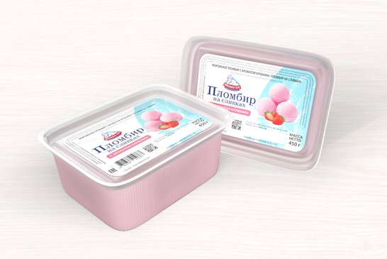 Plombiere Ice-Cream "PLOMBIR NA SLIVKAKH" with a strawberry flavor